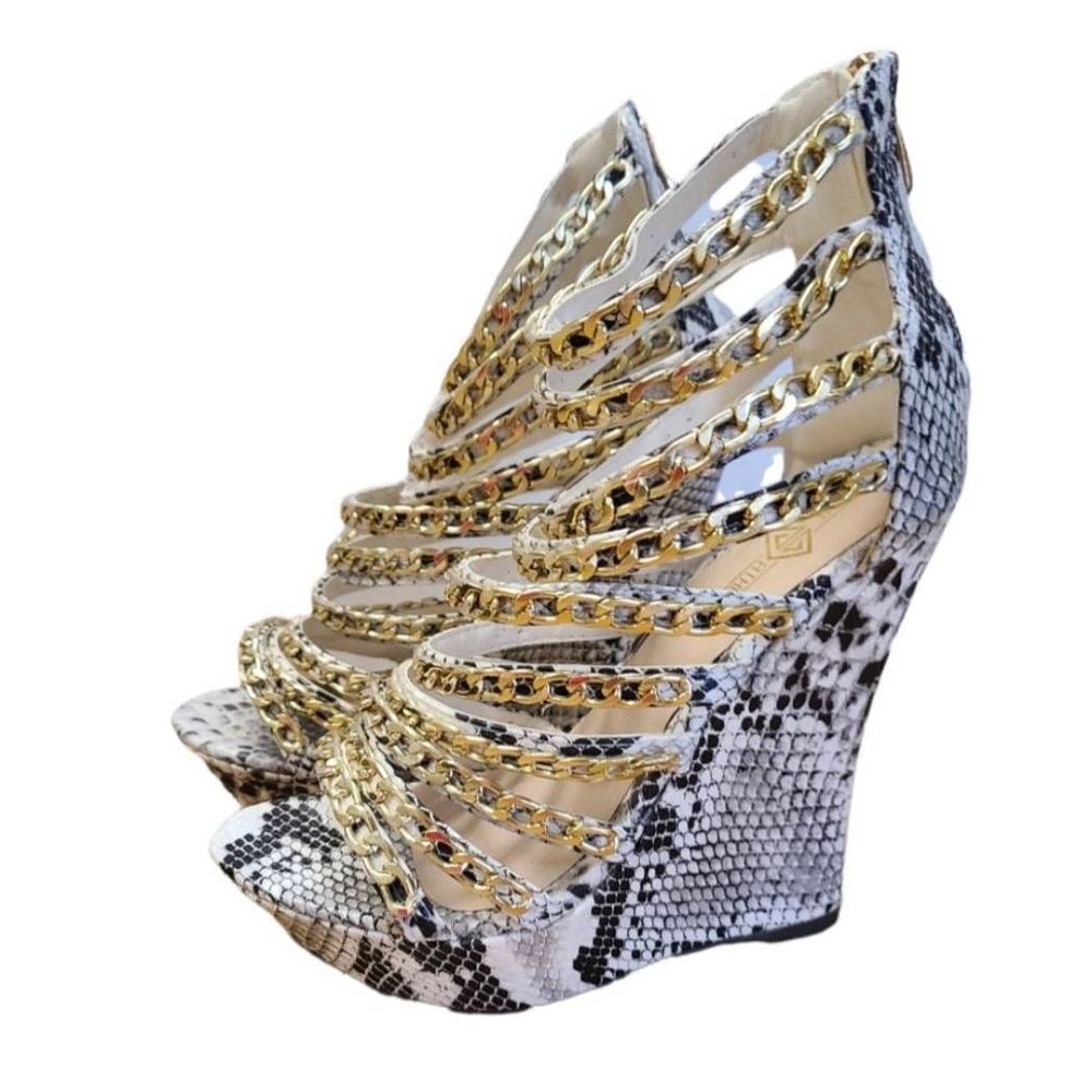 Loue & Athena Snakeskin Print Chain Wedges Size 7 - Picture 2 of 9